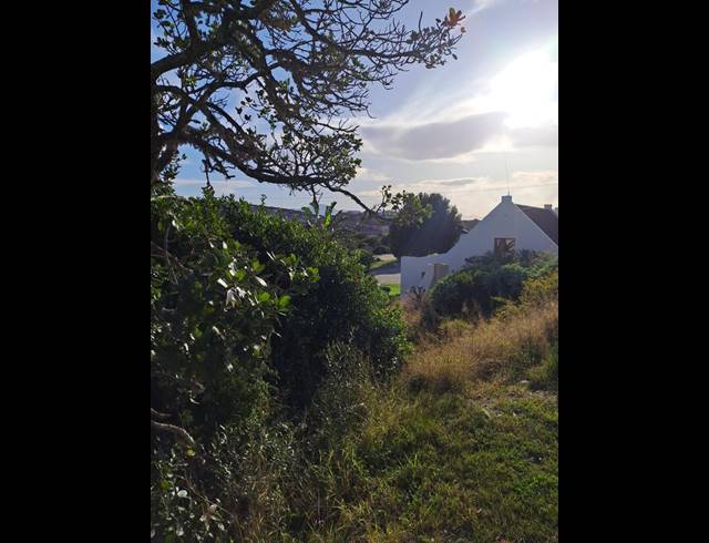 LAND FOR SALE IN VAKANSIEPLAAS